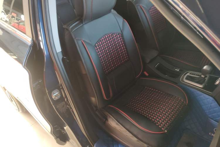 Used Leopaard CS10 2017 1.5T CVT Luxury Model Right Front Seat