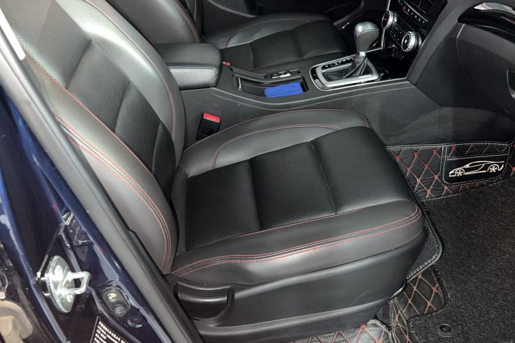 Used Leopaard CS10 2017 1.5T CVT Elite Model Right Front Seat