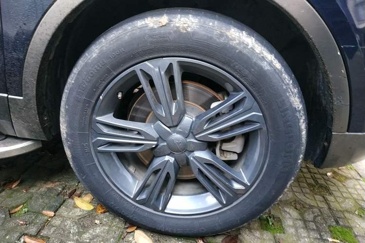 Used Leopaard CS10 2017 2.0T Automatic Leading Model Right Front Wheel Hub