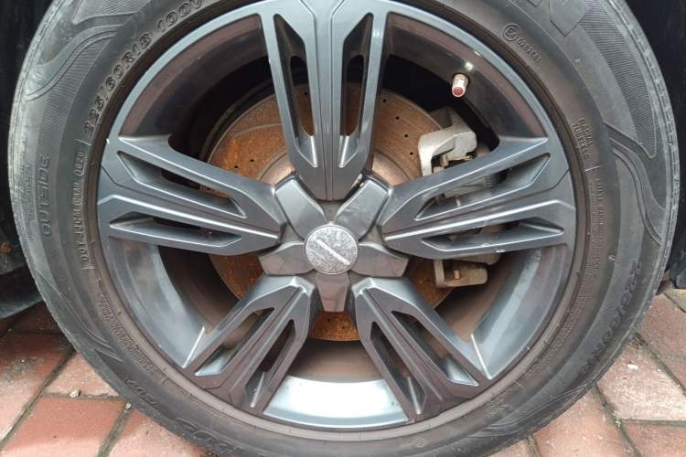 Used Leopaard CS10 2017 2.0T Automatic Urban Version Right Front Wheel Hub