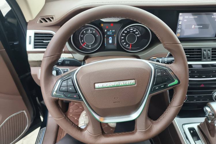 Used Leopaard CS10 2017 2.0T Automatic Urban Version Steering Wheel
