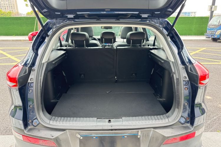 Used Leopaard CS10 2017 2.0T Manual Excellence Edition Trunk