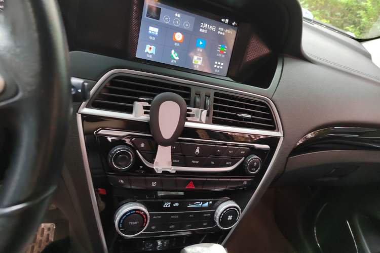 Used Leopaard CS10 2017 1.5T CVT Luxury Model Audio And AC Panel