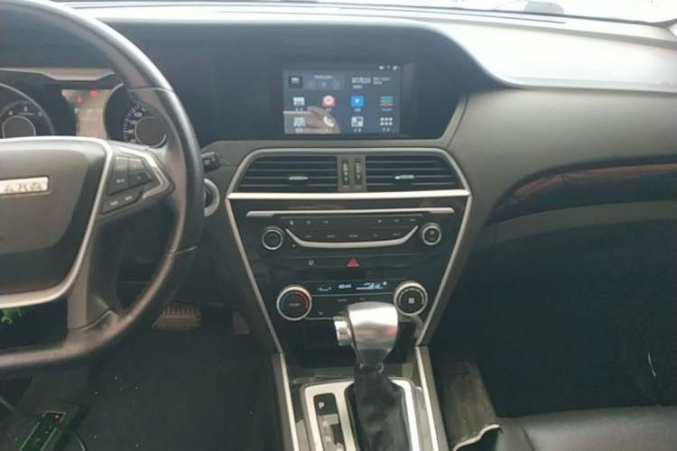 Used Leopaard CS10 2017 2.0T Automatic Urban Version Audio And AC Panel