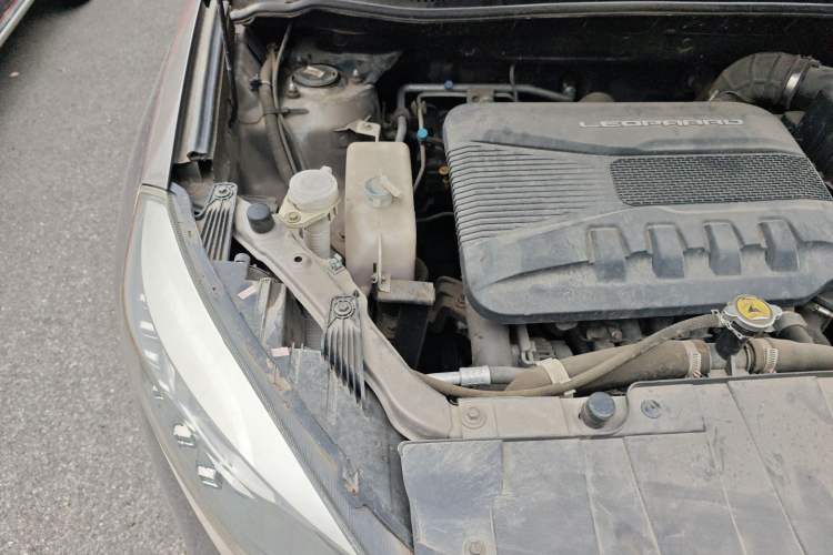 Used Leopaard CS10 2017 1.5T CVT Elite Model Engine Bay Right