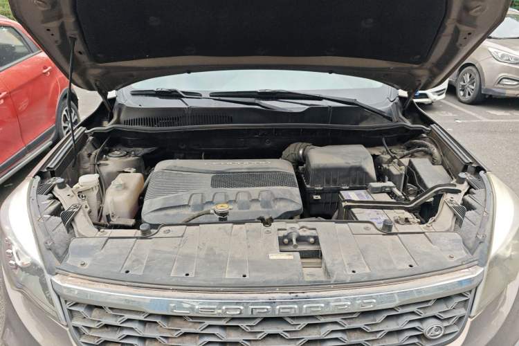 Used Leopaard CS10 2017 1.5T CVT Elite Model Engine Bay