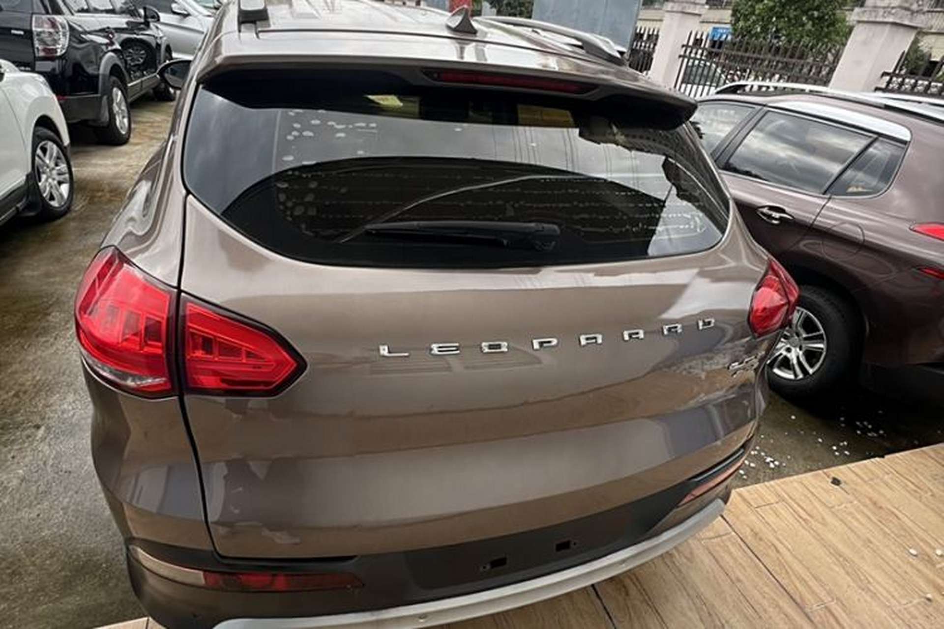Used Leopaard CS10 2017 2.0T Manual New Elite Version Exterior 4