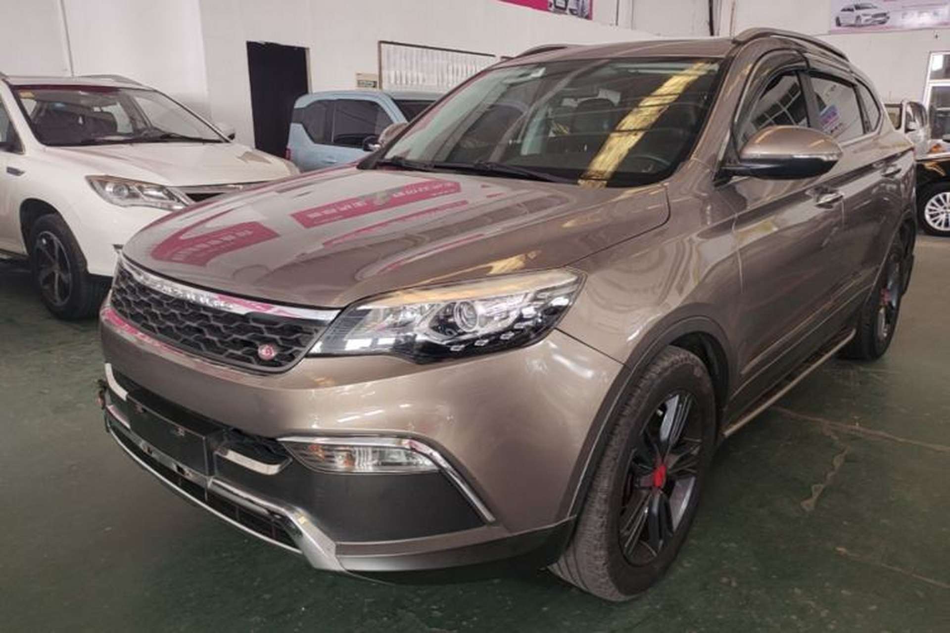 Used Leopaard CS10 2017 2.0T Automatic Urban Version Front Left 45 Deg