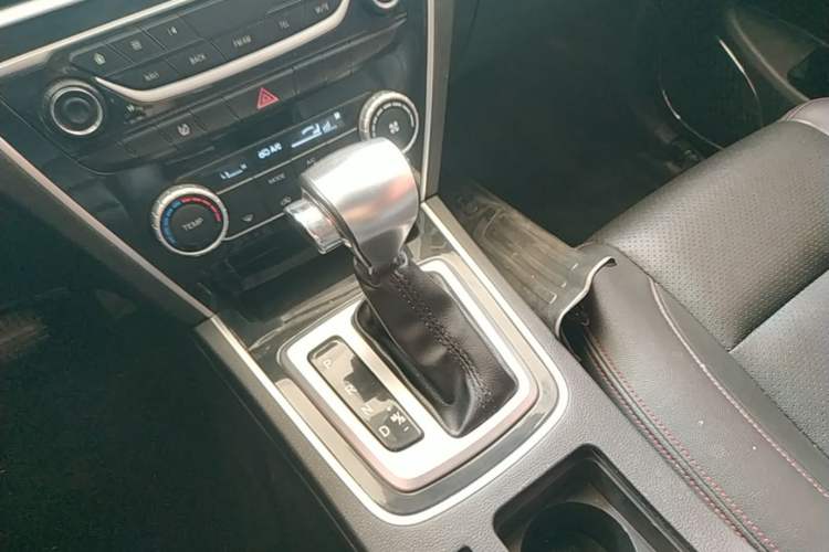 Used Leopaard CS10 2017 2.0T Automatic Urban Version Gear Lever