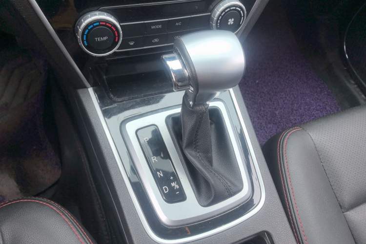 Used Leopaard CS10 2017 2.0T Automatic Urban Version Gear Lever