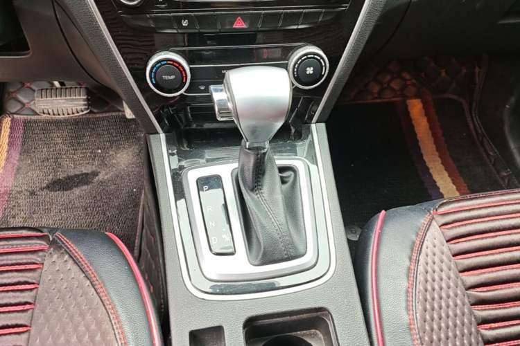 Used Leopaard CS10 2017 2.0T Automatic Urban Version Gear Lever