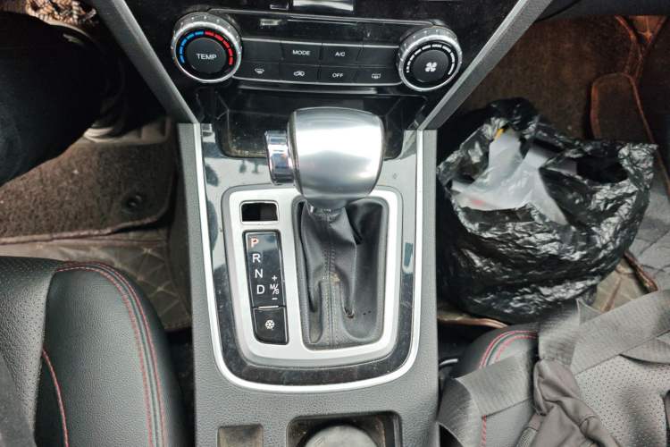 Used Leopaard CS10 2017 1.5T CVT Elite Model Gear Lever