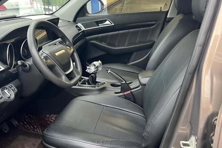 Used Leopaard CS10 2017 2.0T Manual New Elite Version Interior 4