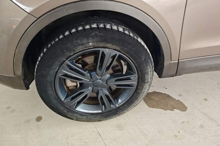 Used Leopaard CS10 2017 1.5T CVT Elite Model Left Front Wheel Hub