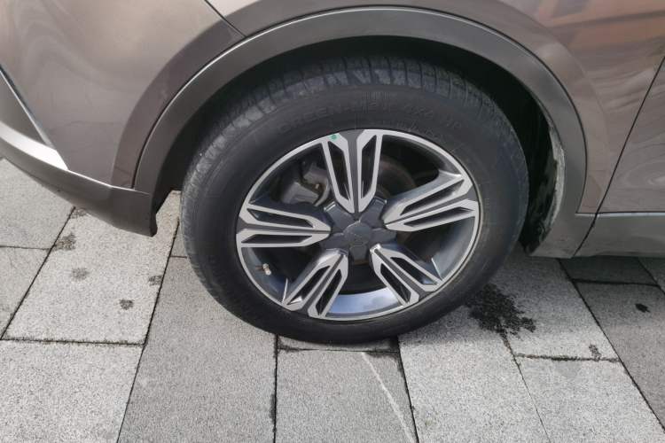 Used Leopaard CS10 2017 2.0T Automatic Luxury Model Left Front Wheel Hub