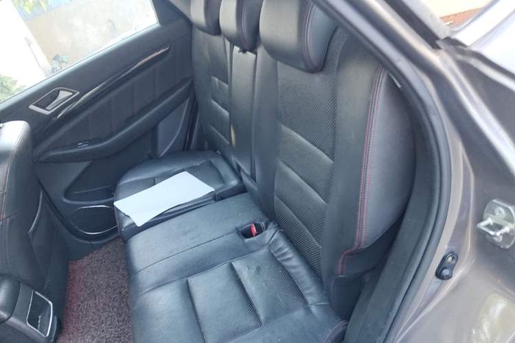 Used Leopaard CS10 2017 1.5T CVT Luxury Model Left Rear Seat