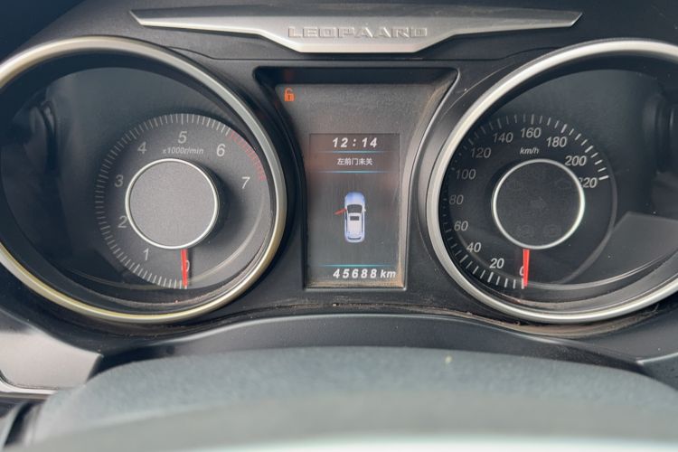 Used Leopaard CS10 2017 2.0T Manual Excellence Edition Odometer Close Up