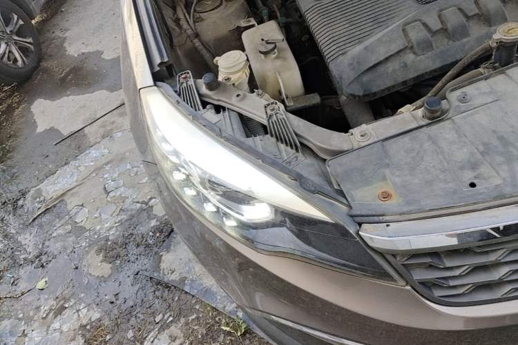 Used Leopaard CS10 2017 1.5T CVT Luxury Model Right Front Headlight