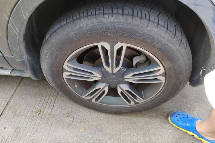 Used Leopaard CS10 2017 1.5T CVT Luxury Model Right Front Wheel Hub