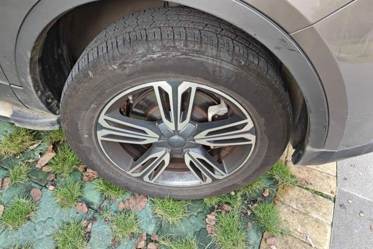 Used Leopaard CS10 2017 1.5T CVT Luxury Model Right Front Wheel Hub