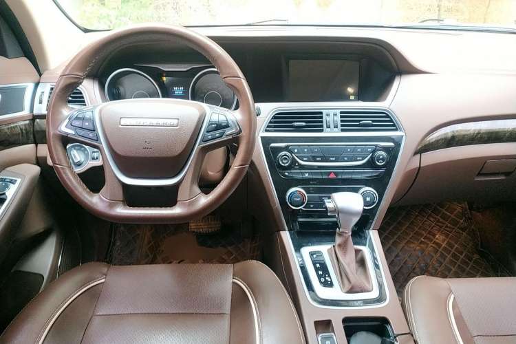 Used Leopaard CS10 2017 2.0T Automatic Luxury Model Steering Wheel