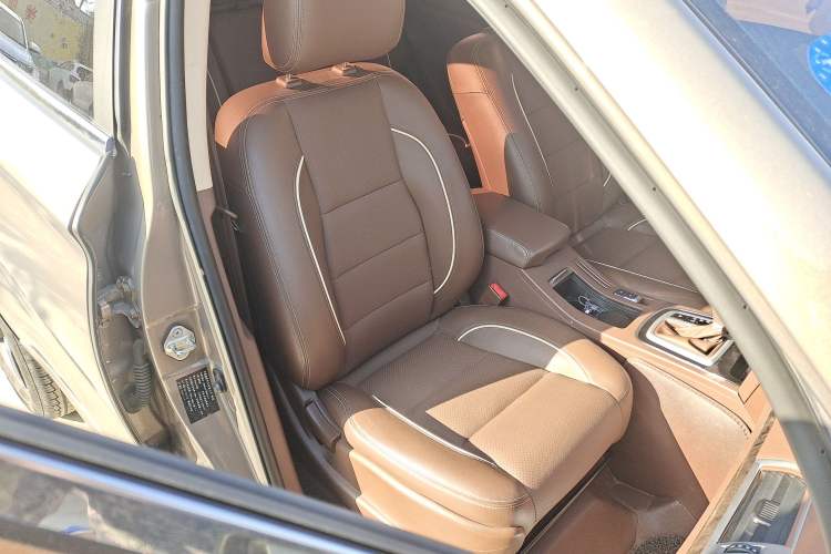 Used Leopaard CS10 2017 1.5T CVT Luxury Model Exterior 3