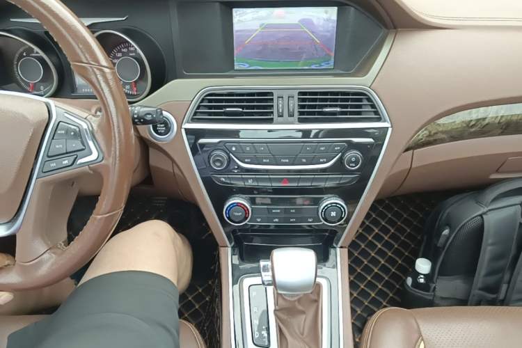 Used Leopaard CS10 2017 2.0T Automatic Luxury Model Gear Lever