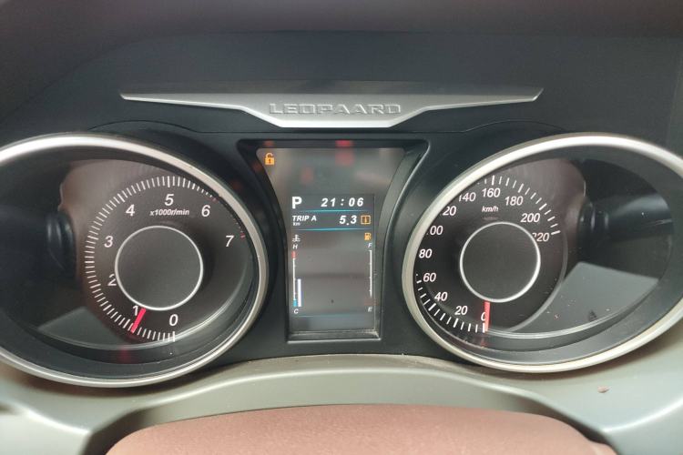 Used Leopaard CS10 2017 2.0T Automatic Urban Version Instrument Cluster