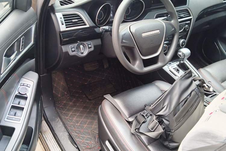 Used Leopaard CS10 2017 1.5T CVT Elite Model Interior 3