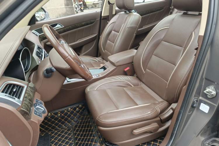 Used Leopaard CS10 2017 2.0T Automatic Luxury Model Left Front Seat