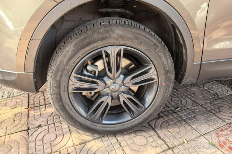 Used Leopaard CS10 2017 1.5T CVT Elite Model Left Front Wheel Hub