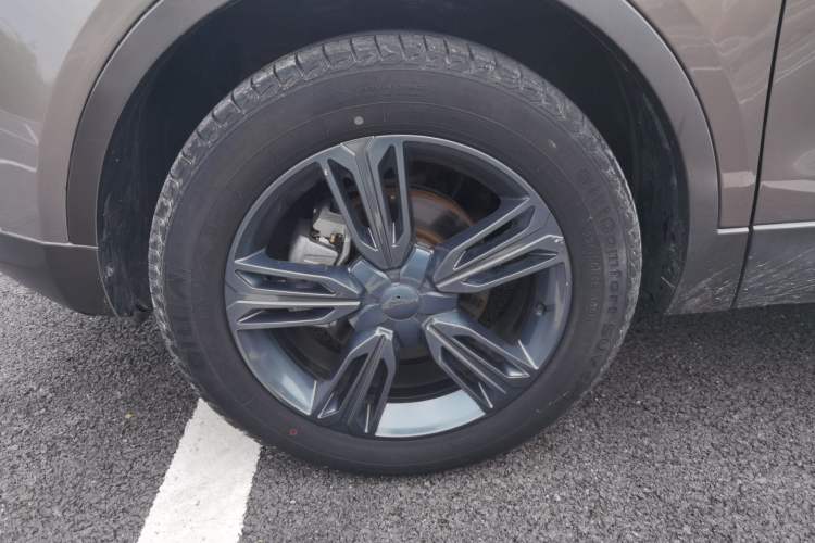 Used Leopaard CS10 2017 1.5T Manual Elite Version Left Front Wheel Hub
