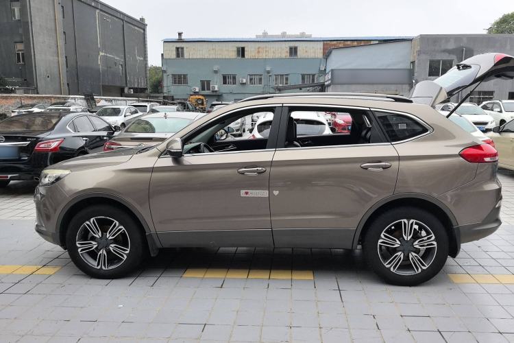 Used Leopaard CS10 2017 1.5T Manual Prestige Model Left Side