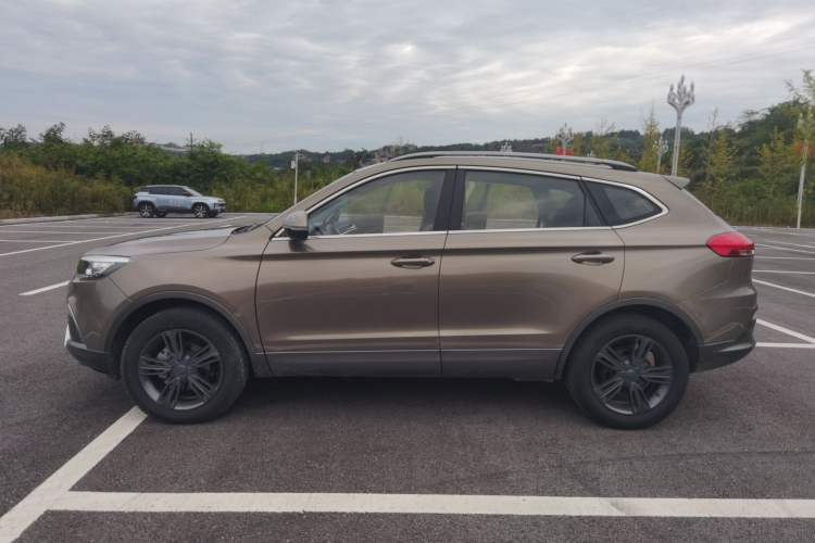 Used Leopaard CS10 2017 1.5T Manual Elite Version Left Side