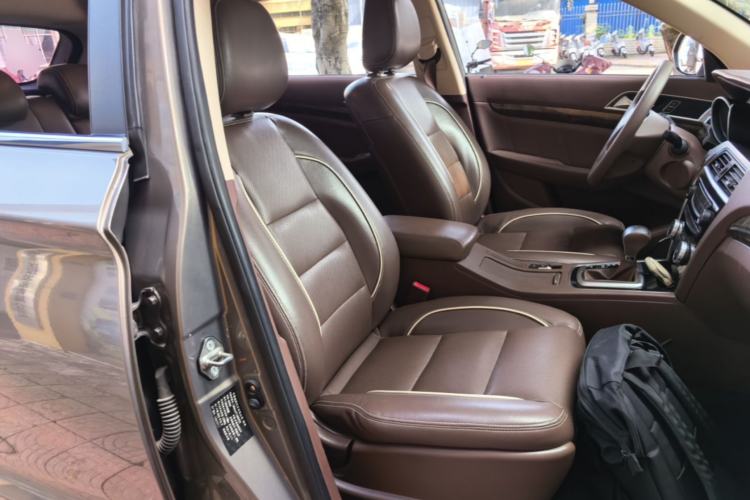 Used Leopaard CS10 2017 1.5T CVT Elite Model Right Front Seat