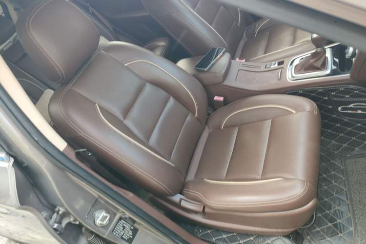 Used Leopaard CS10 2017 2.0T Automatic Urban Version Right Front Seat