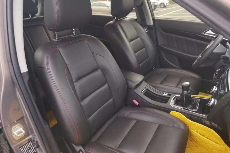 Used Leopaard CS10 2017 1.5T Manual Elite Version Right Front Seat