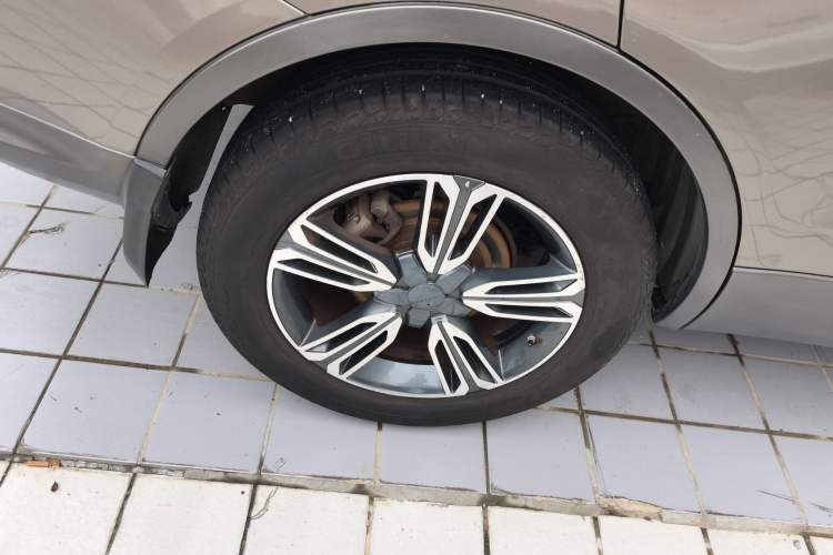 Used Leopaard CS10 2017 1.5T Manual Prestige Model Right Rear Wheel Hub