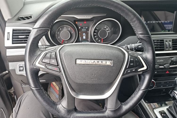 Used Leopaard CS10 2017 2.0T Automatic Urban Version Steering Wheel