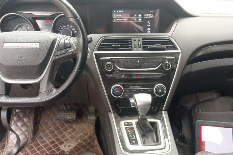Used Leopaard CS10 2017 1.5T CVT Luxury Model Audio And AC Panel
