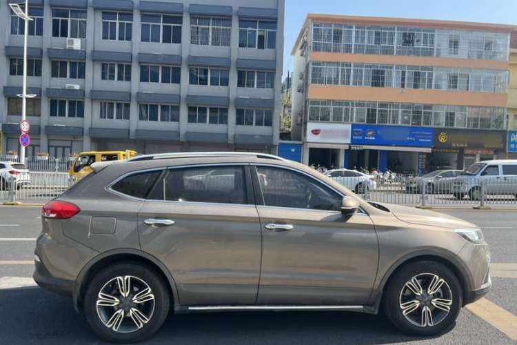 Used Leopaard CS10 2017 2.0T Automatic Luxury Model Exterior 3