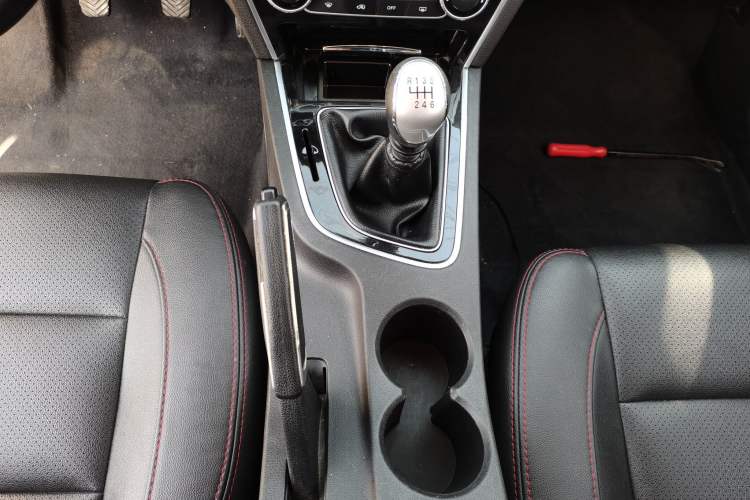 Used Leopaard CS10 2017 2.0T Manual Fashion Edition Gear Lever