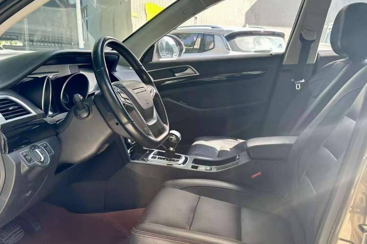 Used Leopaard CS10 2017 1.5T CVT Luxury Model Interior 1