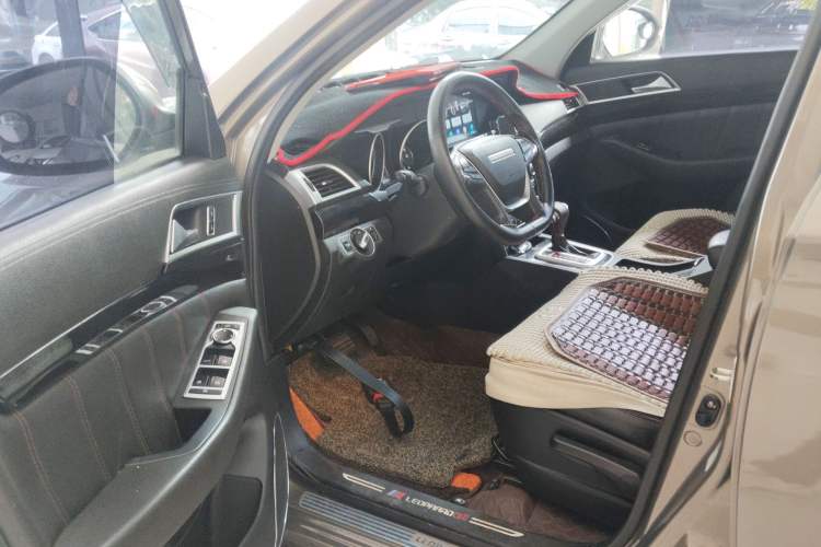 Used Leopaard CS10 2017 1.5T CVT Luxury Model Interior 3