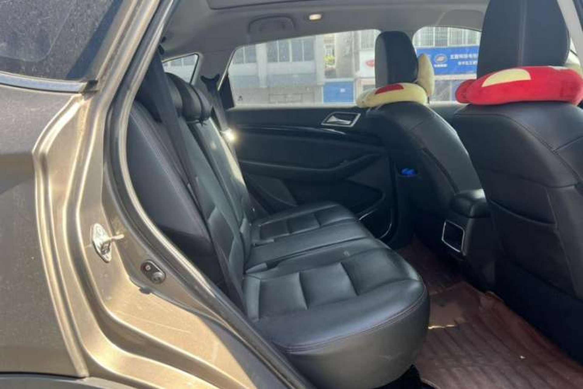 Used Leopaard CS10 2017 2.0T Automatic Luxury Model Interior 9
