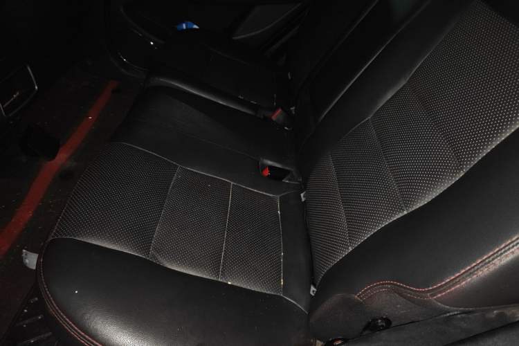 Used Leopaard CS10 2017 2.0T Automatic Luxury Model Left Rear Seat
