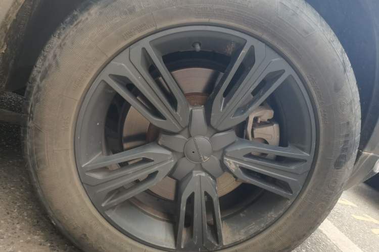 Used Leopaard CS10 2017 1.5T CVT Elite Model Right Front Wheel Hub