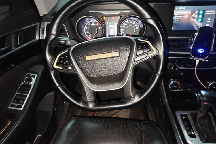 Used Leopaard CS10 2017 2.0T Automatic Luxury Model Steering Wheel