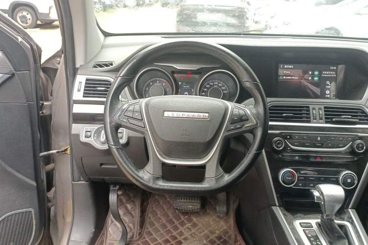 Used Leopaard CS10 2017 1.5T CVT Luxury Model Steering Wheel