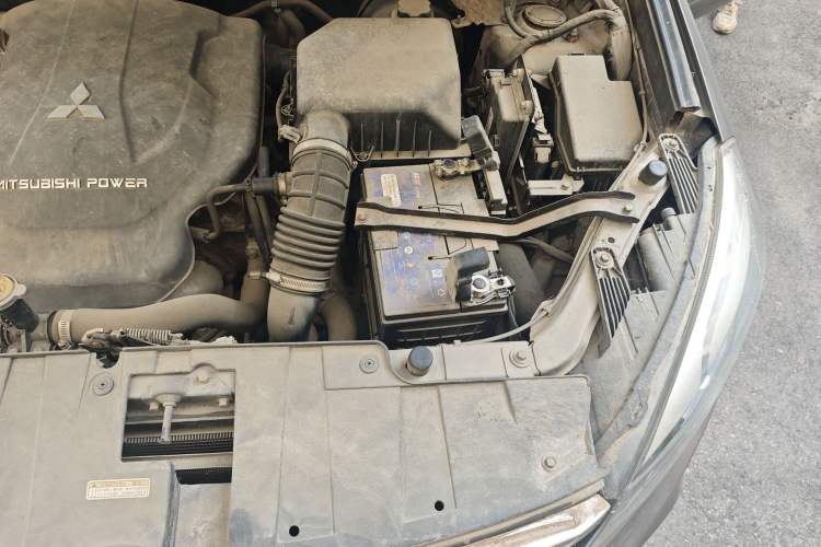 Used Leopaard CS10 2017 2.0T Automatic Luxury Model Engine Bay Left